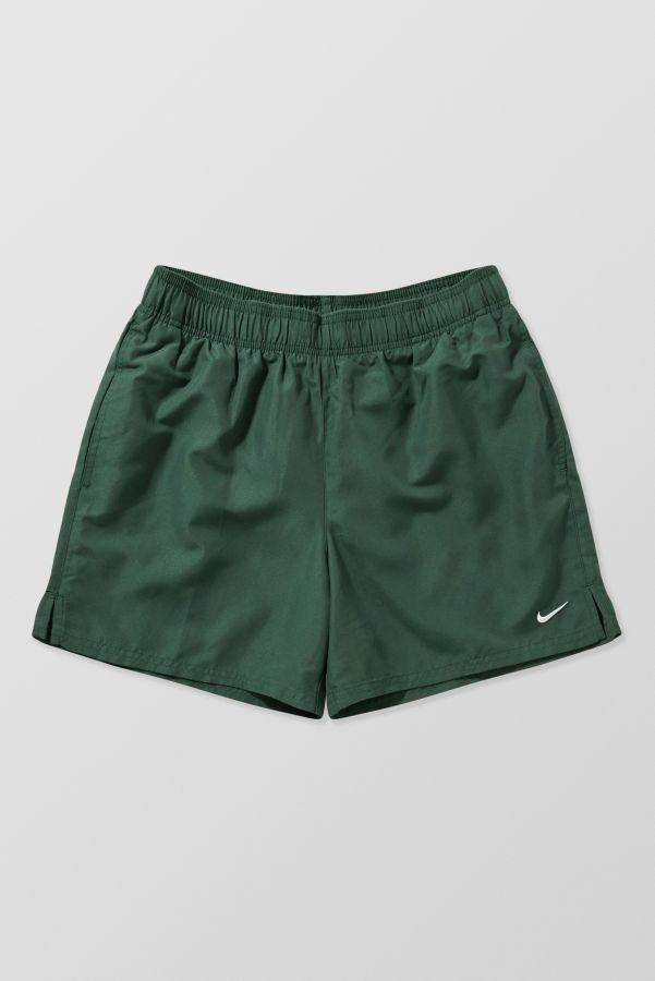 Slide View: 6: Nike Swim UO Exclusive – Badeshorts​​​​​​​ „Galactic“ in Jadegrün