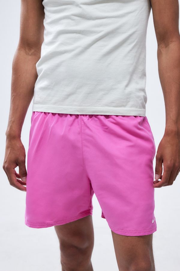 Slide View: 1: Nike Swim – Verspielte Badeshorts in Rosa