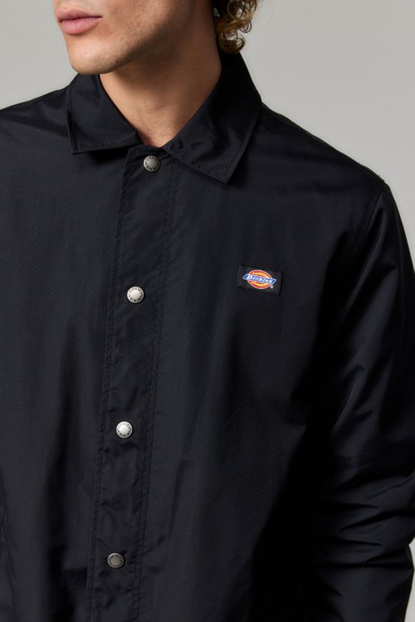 Vista de diapositivas: 3: Chaqueta de Entrenador Oakport Negra de Dickies