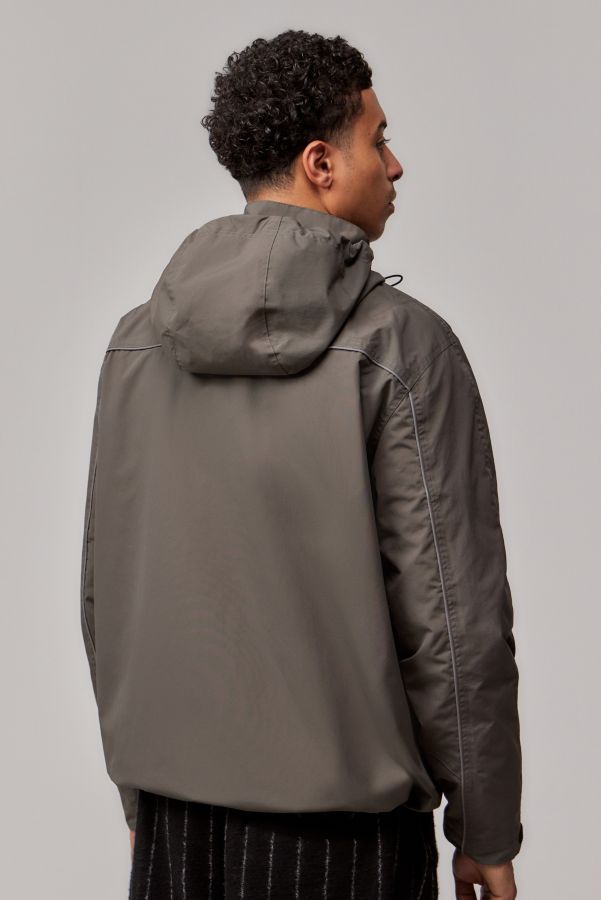 Slide View: 6: Ayker Taupe Wasserdichte Jacke