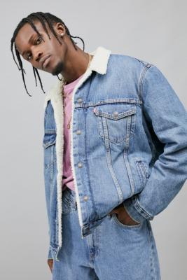 urban outfitters levis sherpa jacket