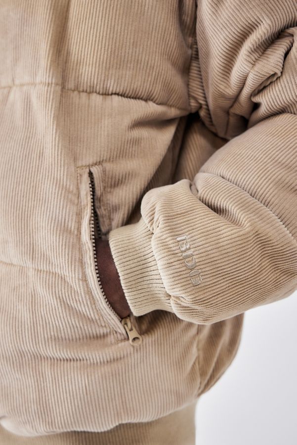 Slide View: 3: BDG Beige Cord Pufferjacke