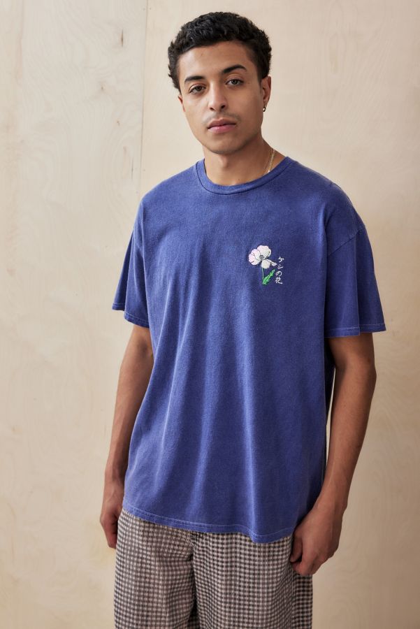 Slide View: 1: UO Flower Embroidered T-Shirt