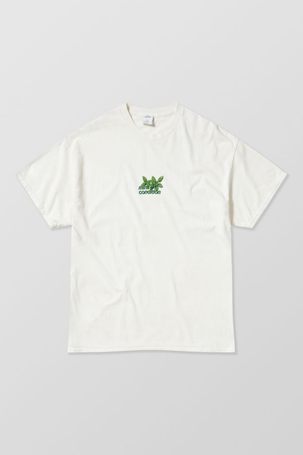 Slide View: 1: UO Minze Zustand T-Shirt