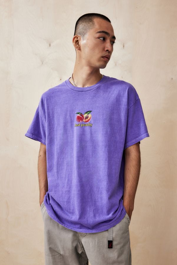 Slide View: 1: UO Just Peachy T-Shirt