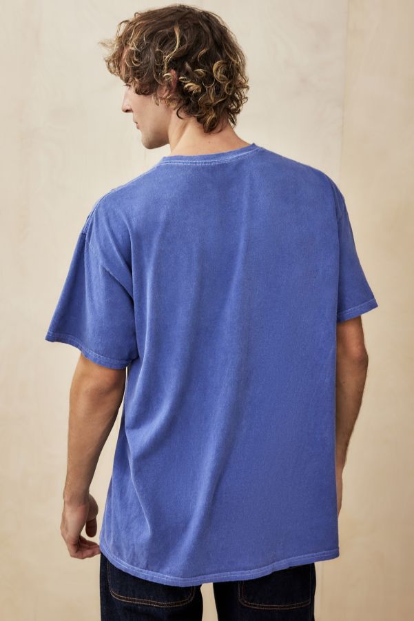 Slide View: 4: UO FIT T-Shirt