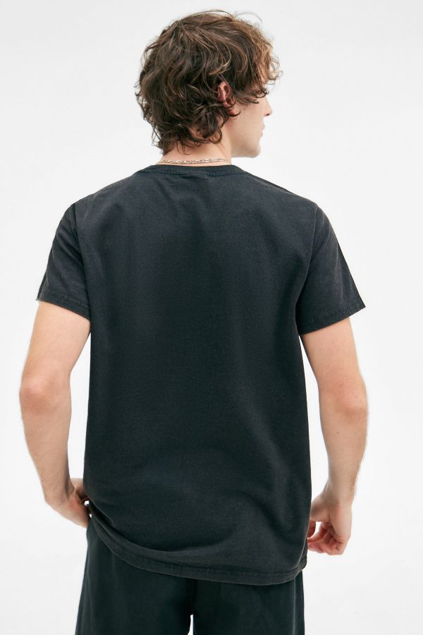 Vista diapositiva: 5: iets frans... Taped T-Shirt