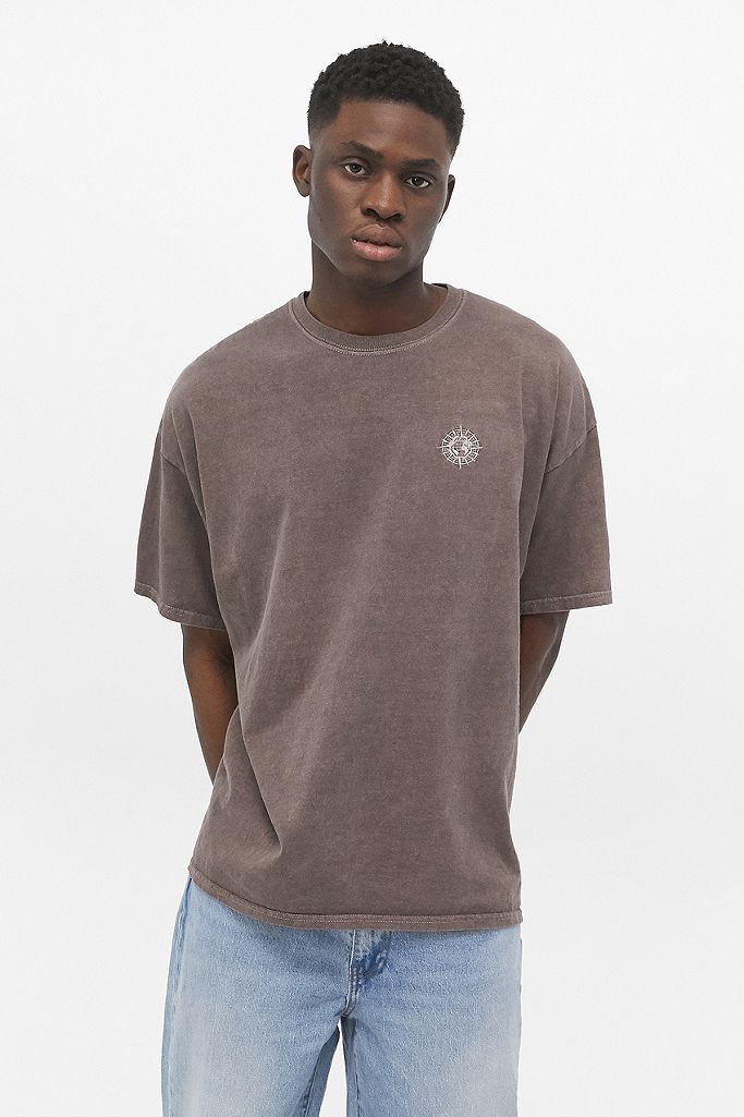 UO Embroidered Compass Brown T-Shirt | Urban Outfitters UK