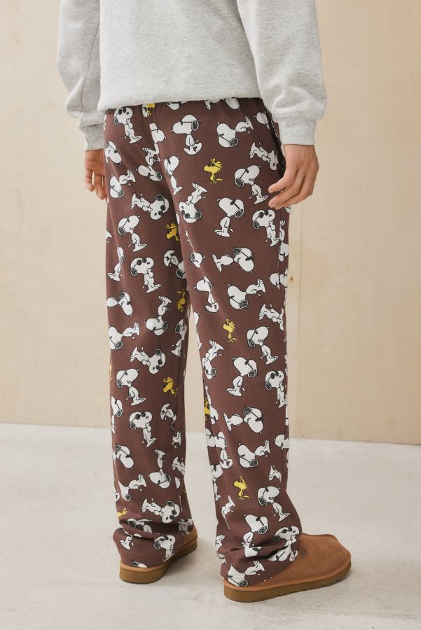 Vista diapositiva: 4: Pantaloni Lounge Stampati con Snoopy UO