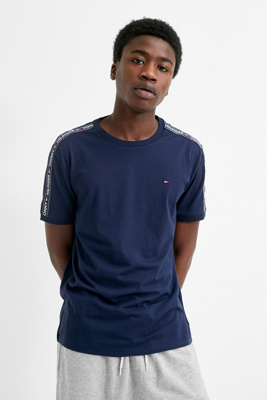 tommy hilfiger tape t shirt