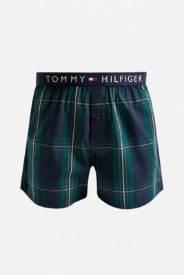 tommy hilfiger shorts urban outfitters