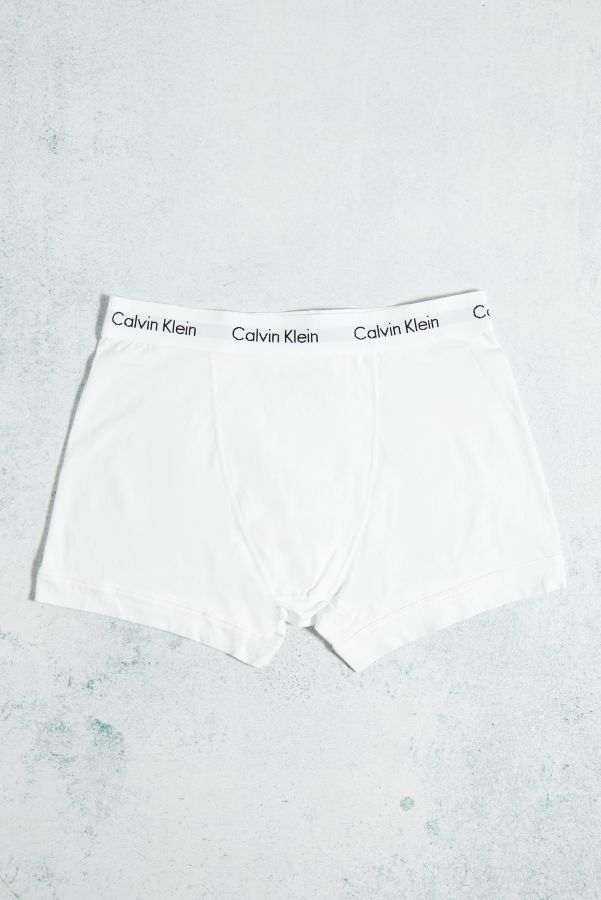 Slide View: 2: Calvin Klein – Weiße Boxershorts im 3er-Pack