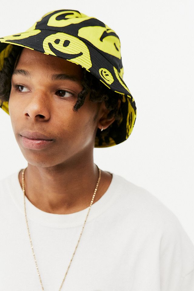 Lazy Oaf Squish Face Bucket Hat | Urban Outfitters UK