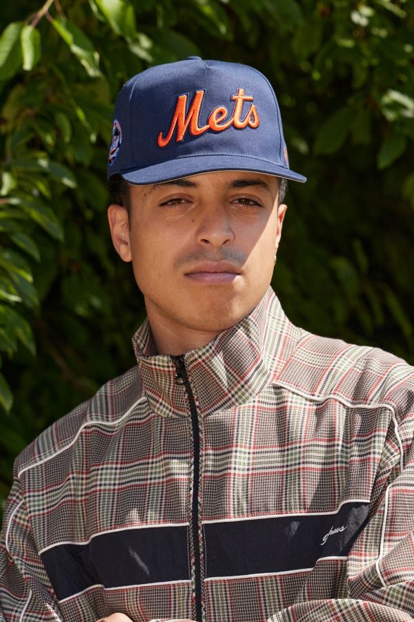 Slide View: 1: 47 Brand UO Exclusive Mets Hitch Navy Baseball Cap