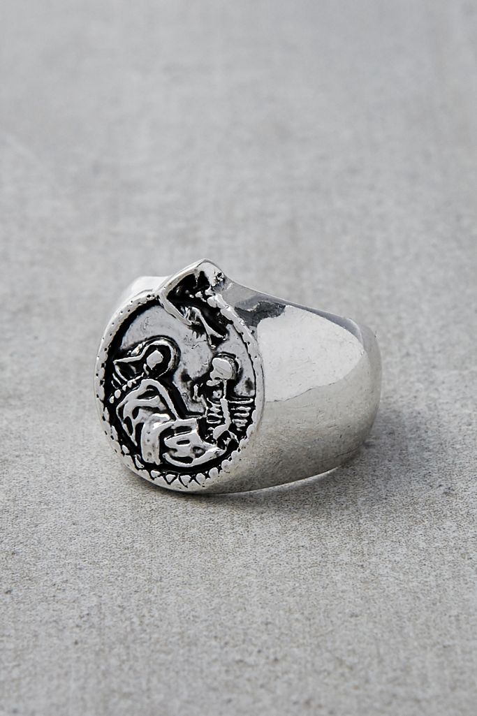 Skull Ring Urban Outfitters UK