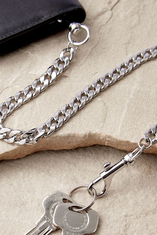 Slide View: 3: UO Silver Wallet Chain