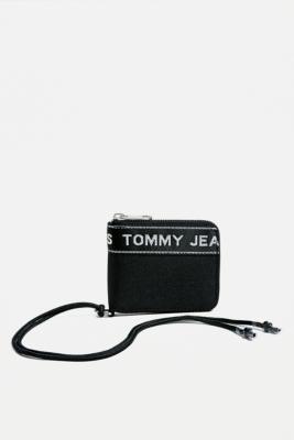 tommy jeans purse