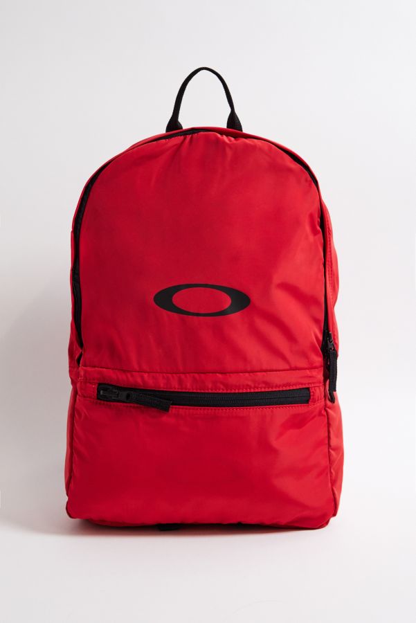 Vista de diapositivas: 1: Mochila Empacable Roja Oakley