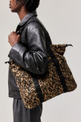 Bolso Tote UO Estampado de Leopardo de Piel