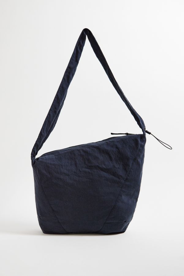 Slide View: 5: Ayker Sling Bag