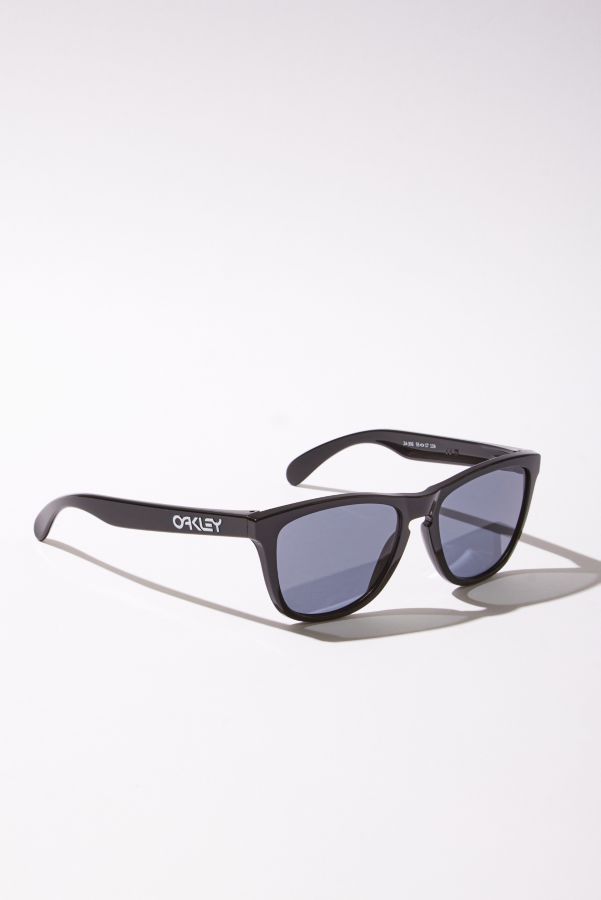 Vista de diapositivas: 3: Oakley Frogskins Polished Black Grey Sunglasses