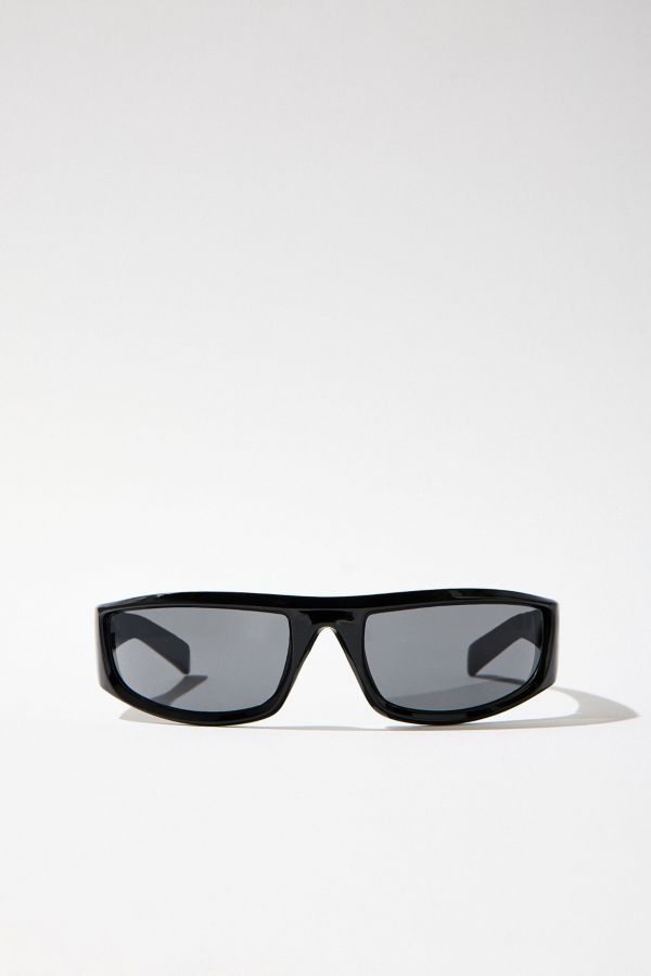 Slide View: 1: iets frans... Black Charlie Sunglasses