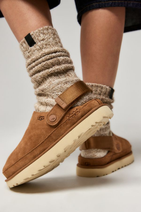 Slide View: 1: UGG Chestnut Goldenstar Clogs