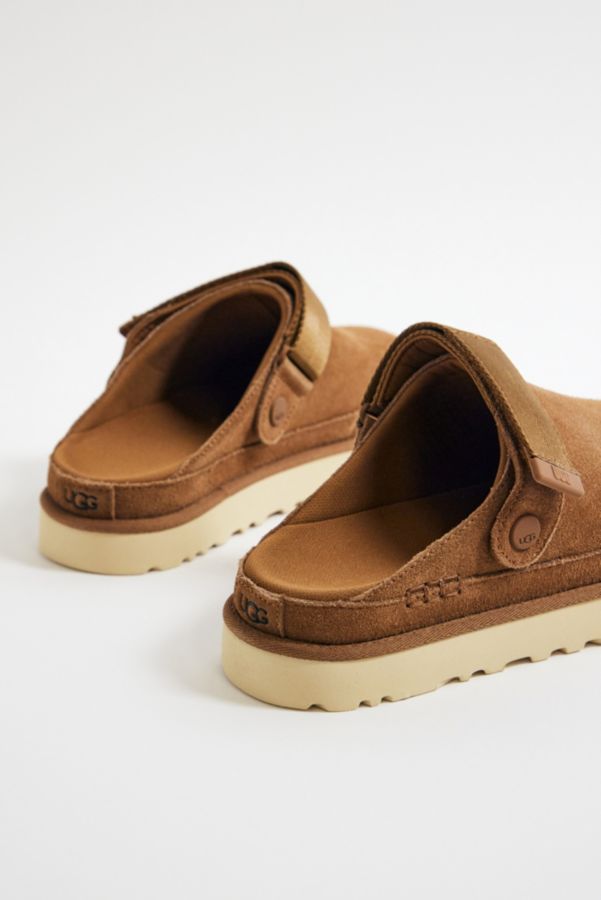 Slide View: 3: UGG Chestnut Goldenstar Clogs