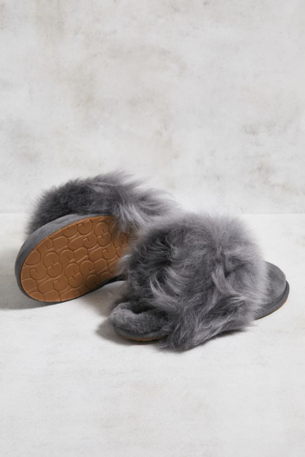 Slide View: 2: UGG – Pantoffeln „Scuff Sis" in Anthrazit