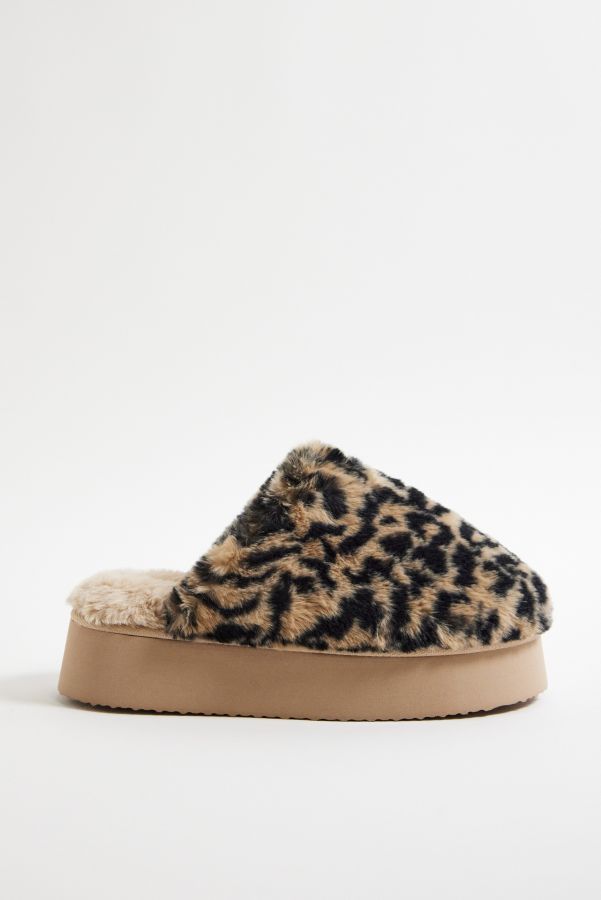 Slide View: 3: UO Haven Leopard Print Platform Slippers