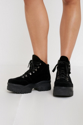 uo chunky trainers