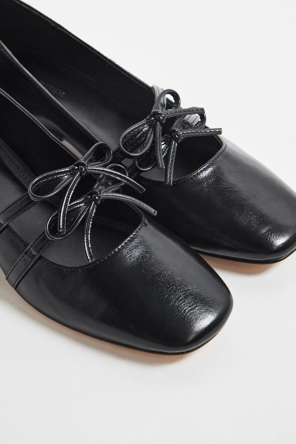 Slide View: 4: UO Beau Bow Mary Jane Shoes