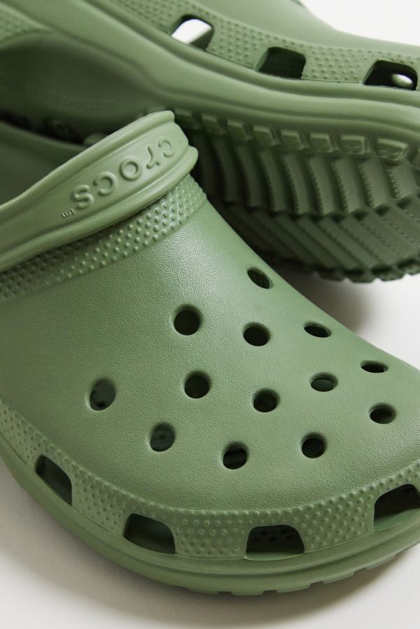 Vista de diapositivas: 5: Zuecos Clásicos Crocs Moss