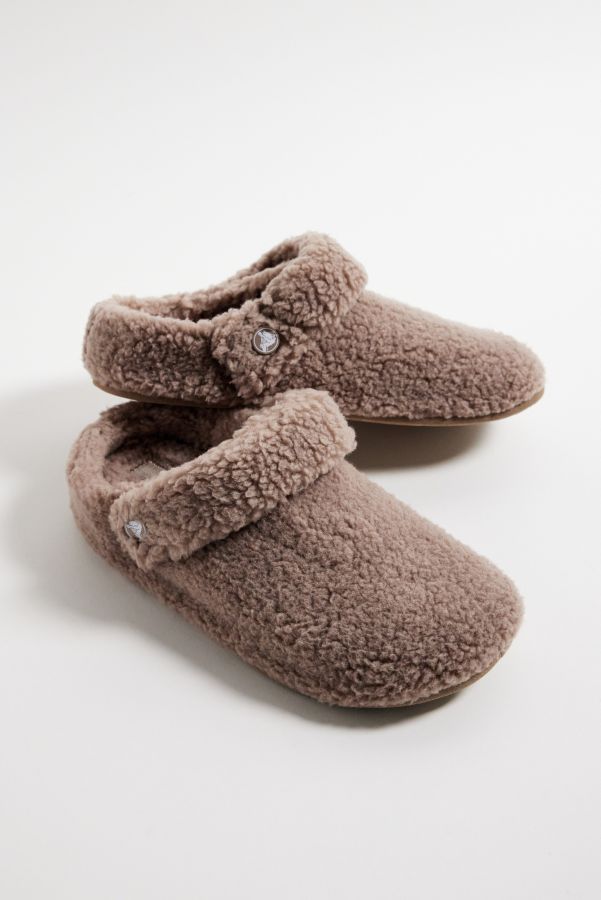 Vista de diapositivas: 2: Pantuflas Cozzzy de Setas Crocs