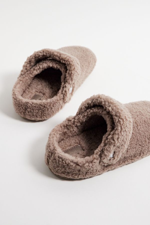 Vista de diapositivas: 4: Pantuflas Cozzzy de Setas Crocs