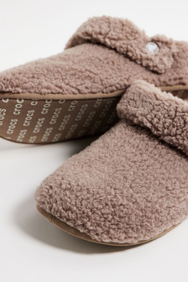 Vista de diapositivas: 5: Pantuflas Cozzzy de Setas Crocs