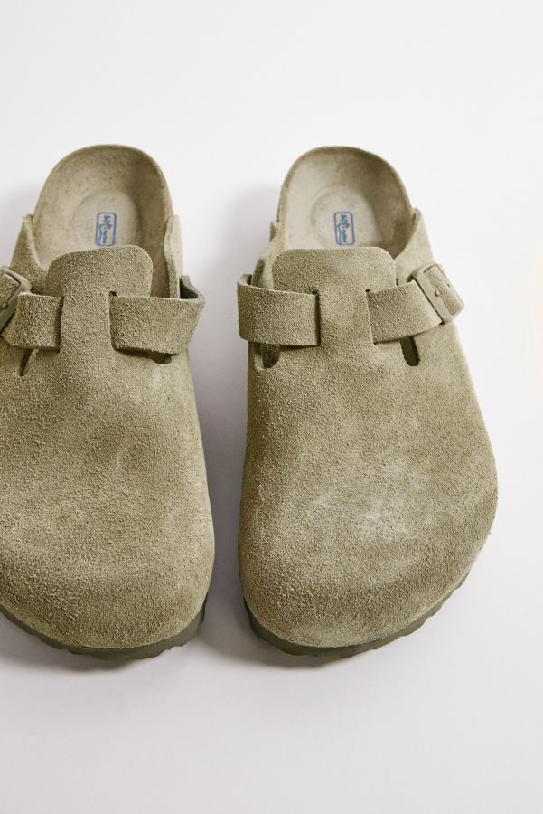 Vista de diapositivas: 4: Birkenstock Boston SFB Faded Khaki Clogs