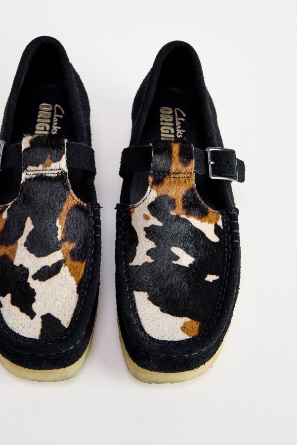 Slide View: 4: Clarks Originals Wallabee Kuh-Print T-Steg Schuhe