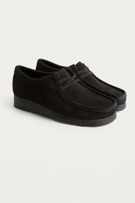 clarks wallabees black suede