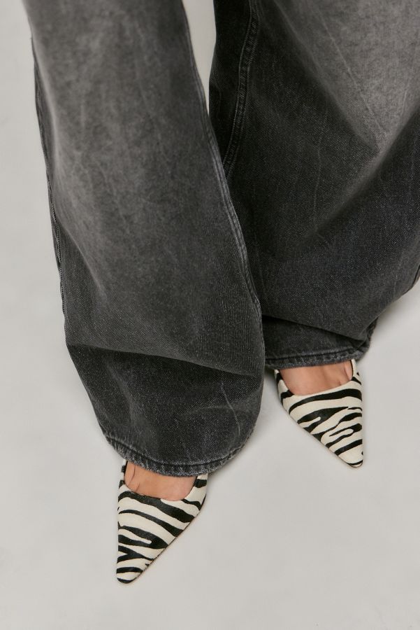 Vista diapositiva: 1: Tacchi Slingback Steve Madden Kari Stampa Zebra