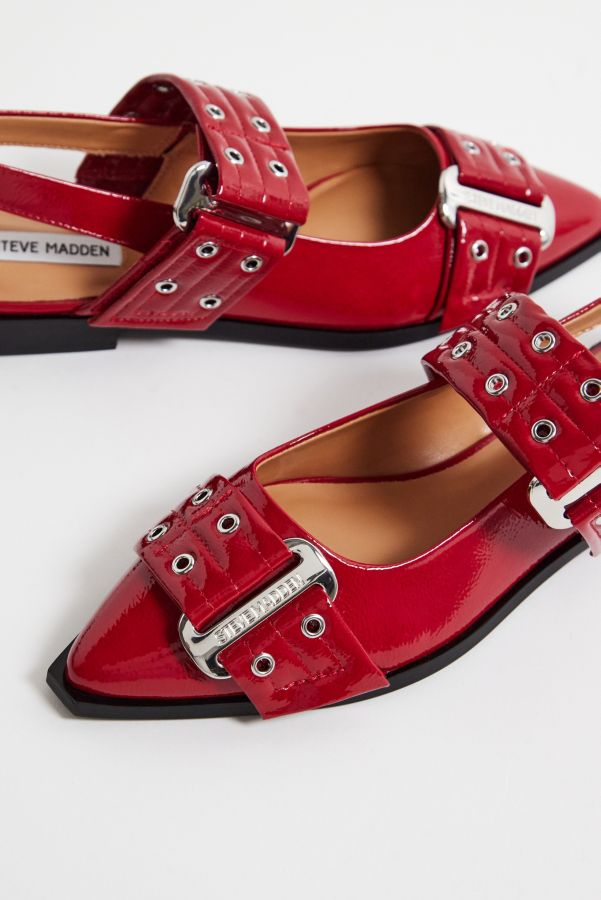 Vista diapositiva: 5: Pompe Rosse Steve Madden Grand Ave