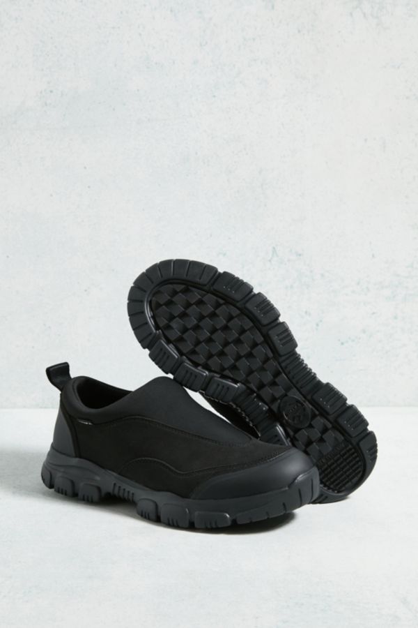 Slide View: 3: SHAKA – Niedrig geschnittene Schuhe „Trek Moc" in Schwarz