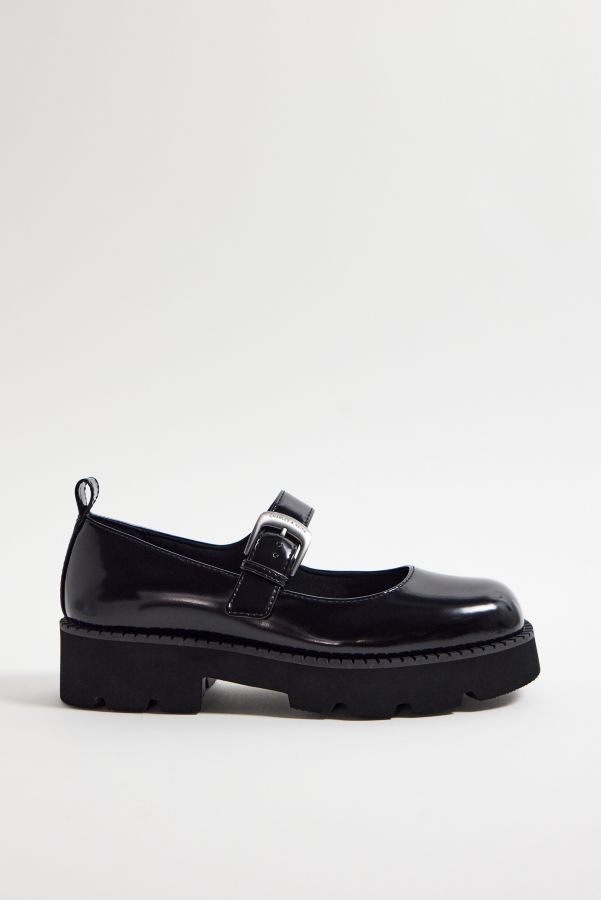 Slide View: 1: Charles & Keith Schwarze Klobige Mary Jane Schuhe