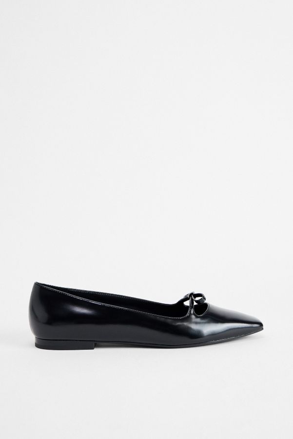 Slide View: 3: Charles & Keith Black Bow Ballerina Shoes