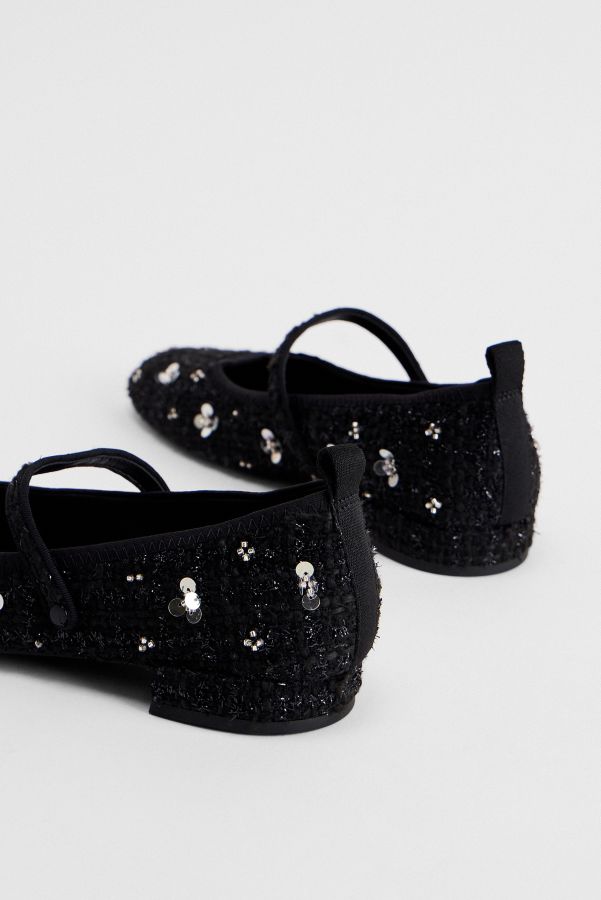 Slide View: 5: Charles & Keith Black Flower Mary Jane Shoes