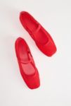 Thumbnail View 3: Chaussures de ballerine en maille fine rouge UO