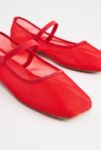 Thumbnail View 4: Chaussures de ballerine en maille fine rouge UO