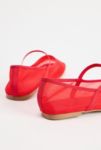 Thumbnail View 5: Chaussures de ballerine en maille fine rouge UO