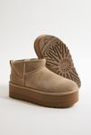 Visualizzazione miniature 2: UGG Sand Classic Ultra-Mini Platform Boots