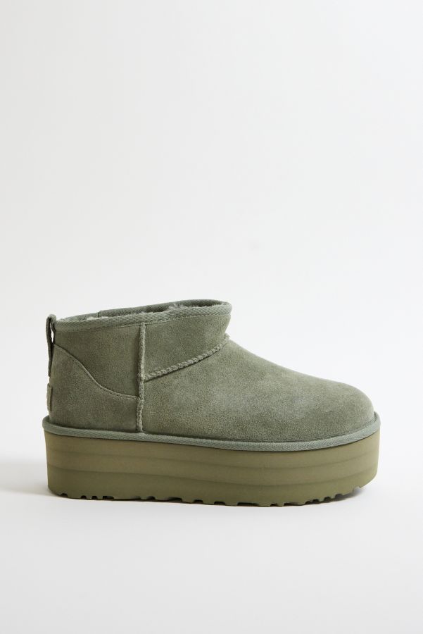 Vista de diapositivas: 5: Botas UGG Clove Classic Ultra-Mini con Plataforma